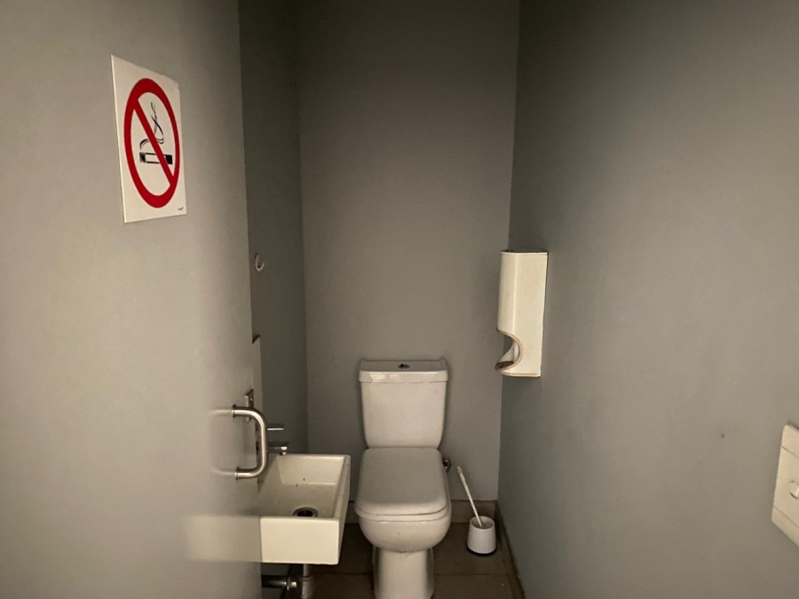 To Let commercial Property for Rent in Stikland Western Cape